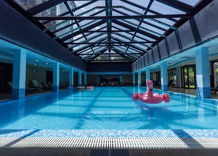 Saint George Palace Aparthotel